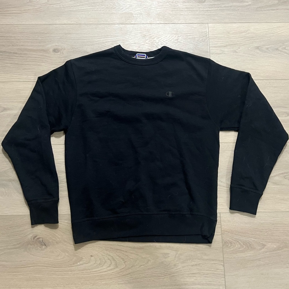 All Black Y2K Champion Crew Neck Sweater
